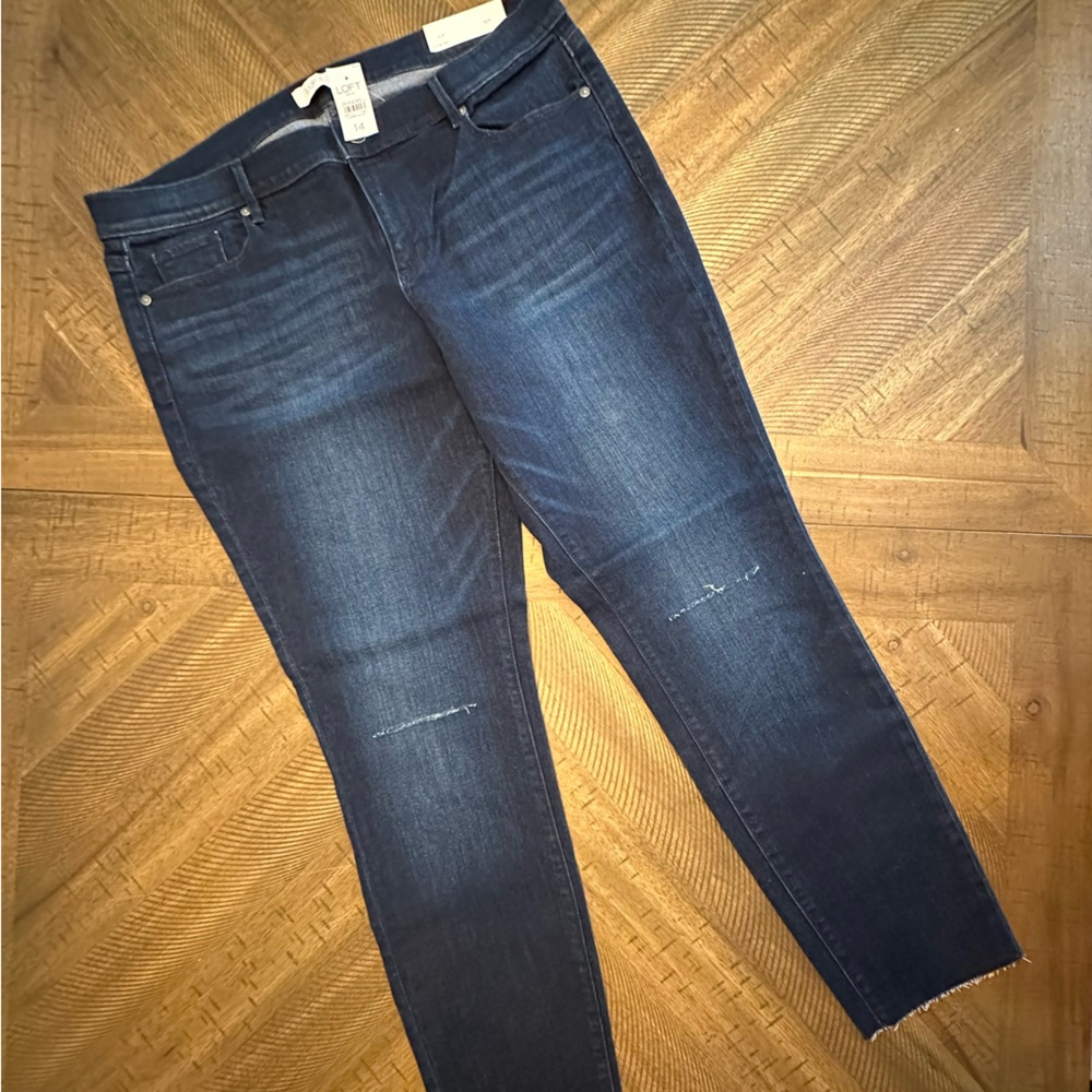 NWT LOFT Modern Skinny Jeans